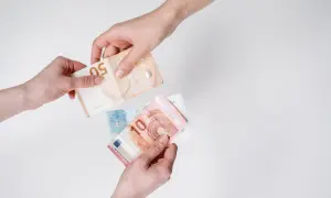 Jaka waluta w Holandii? Wszystko o euro, płatnościach i wymianie pieniędzy