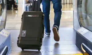 Gdzie naprawić walizkę na kółkach? Znajdź najlepsze miejsca w mieście