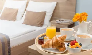 Hotel resort co to znaczy? Poznaj różnice i unikalne usługi