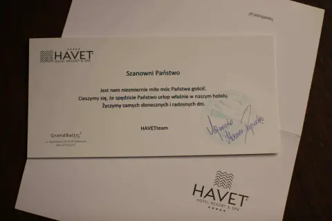 Jak napisać opinie o hotelu, aby była pomocna i rzetelna