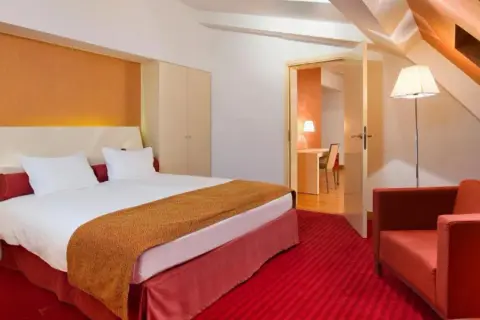 Ile kosztuje hotel w Warszawie? Ceny, które mogą cię zaskoczyć