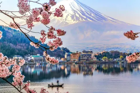 Kiedy najlepiej jechać do Japonii, aby uniknąć tłumów i cieszyć się pięknem?