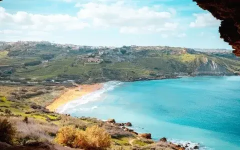 Malta czy Cypr - która wyspa ma więcej do zaoferowania turystom?