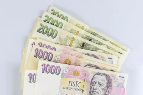 Jaka waluta obowiązuje w Czechach? Wszystko o koronie czeskiej i płatnościach