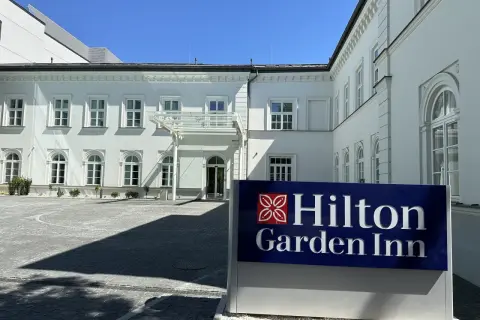 Co znaczy inn w nazwie hotelu? Odkryj tajemnice komfortowych zajazdów