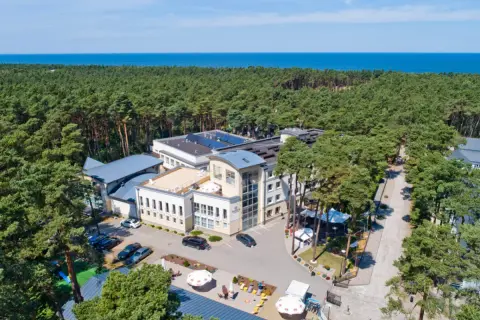 Komfortowe hotele 3 gwiazdkowe nad morzem: Najlepsze opcje 2025