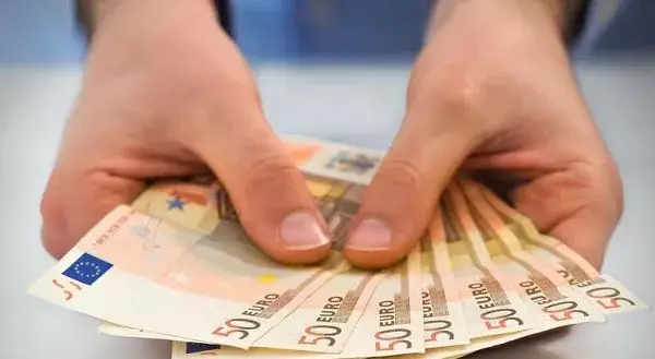 Jaka waluta obowiązuje w Czarnogórze? Wszystko o euro i płatnościach dla turystów