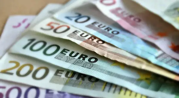 Jaka waluta obowiązuje w Austrii? Poznaj euro i jego znaczenie