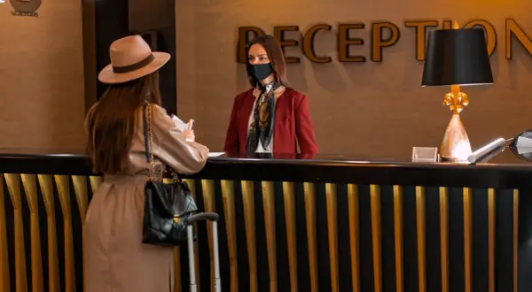 Jaki czas ma hotel na wyegzekwowanie roszczeń względem gościa?