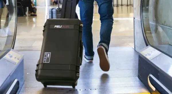 Gdzie naprawić walizkę na kółkach? Znajdź najlepsze miejsca w mieście