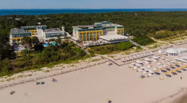 Najlepsze hotele nad morzem: Komfortowy wypoczynek na plaży