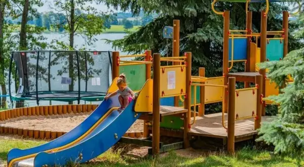 Atrakcje Mikołajki dla dzieci – najlepsze miejsca na rodzinne przygody