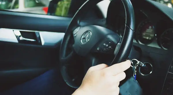 Jak przewieźć auto z Niemiec: najtańsze i najbezpieczniejsze metody
