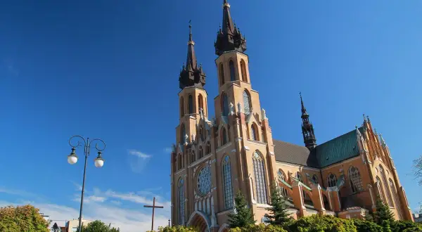 Najlepsze atrakcje w Radomiu, które musisz zobaczyć – praktyczne informacje i opinie