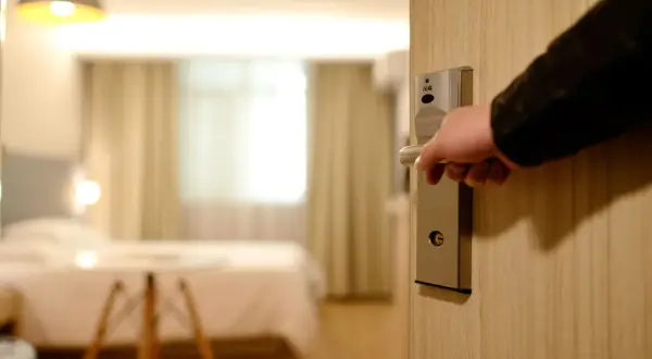 Jak uniknąć błędów przy wyborze hotelu w 2025 roku i jak najlepiej wykorzystać swój budżet