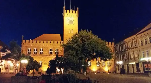 Najlepsze atrakcje w Szczecinku, które musisz zobaczyć – praktyczne porady i lokalizacje