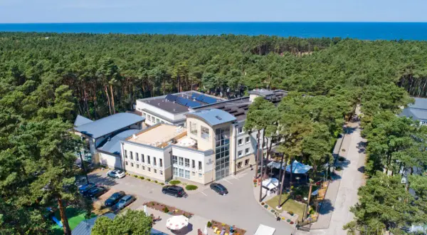 Komfortowe hotele 3 gwiazdkowe nad morzem: Najlepsze opcje 2025