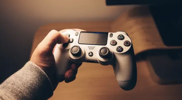 Indie gry które przyciągają uwagę i zostają w pamięci