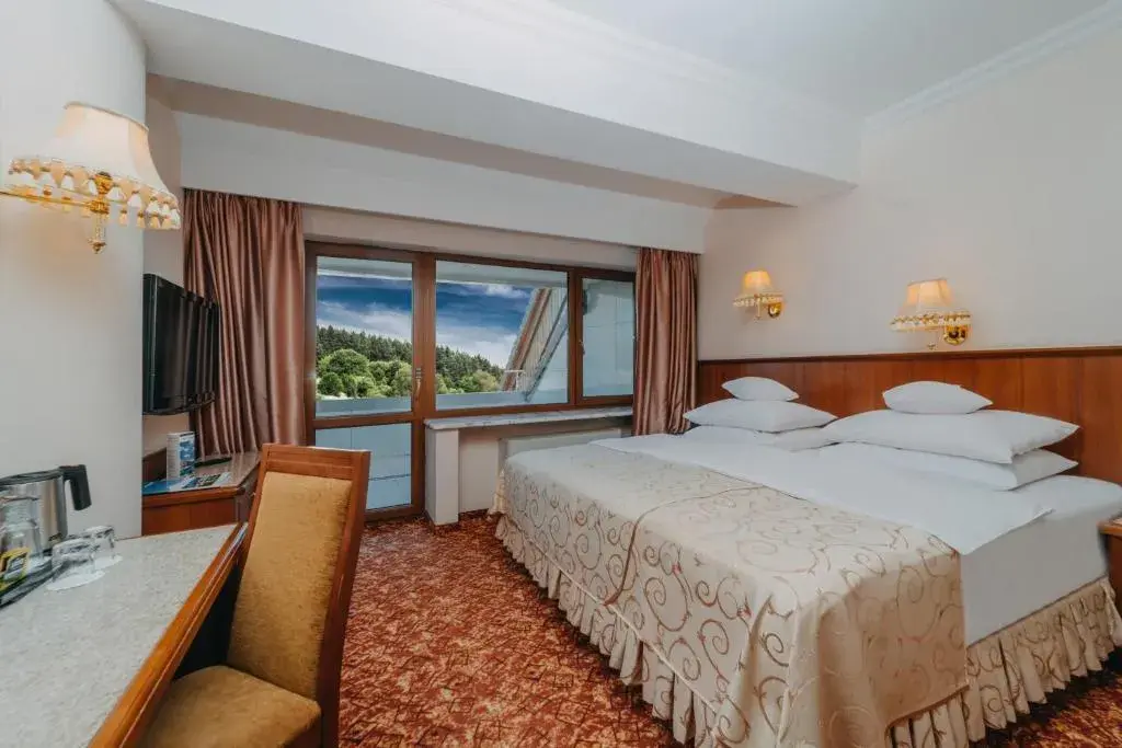 Ile pokoi ma hotel Gołębiewski w Karpaczu? Sprawdź szczegóły!