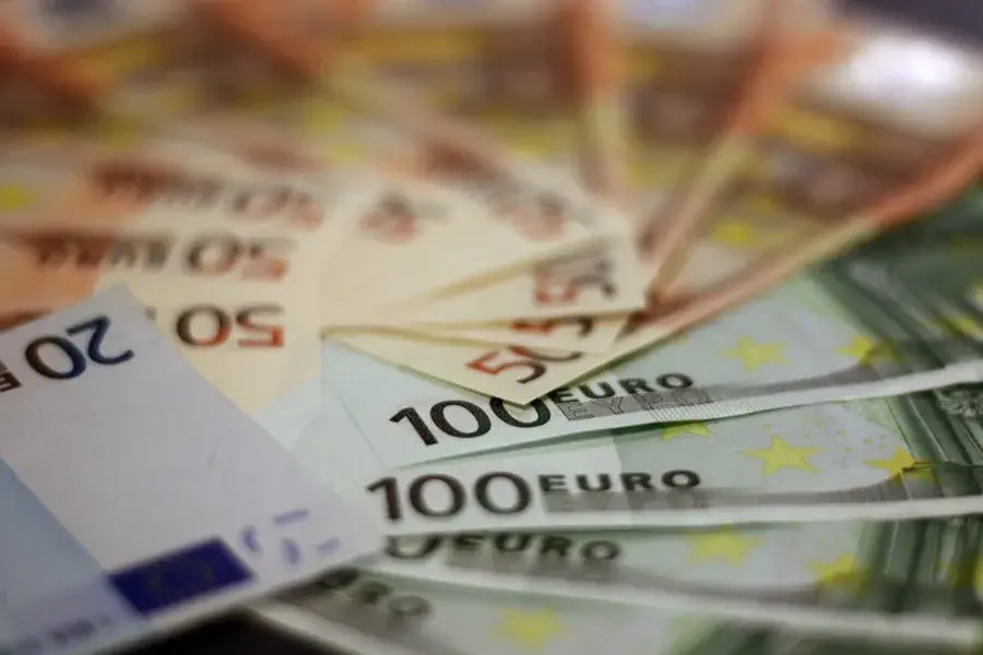 Jaka waluta w Austrii? Wszystko o euro i płatnościach w tym kraju