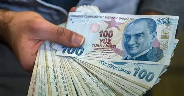 Zdjęcie Jaka waluta obowiązuje na Cyprze Północnym? Lira turecka i praktyczne porady