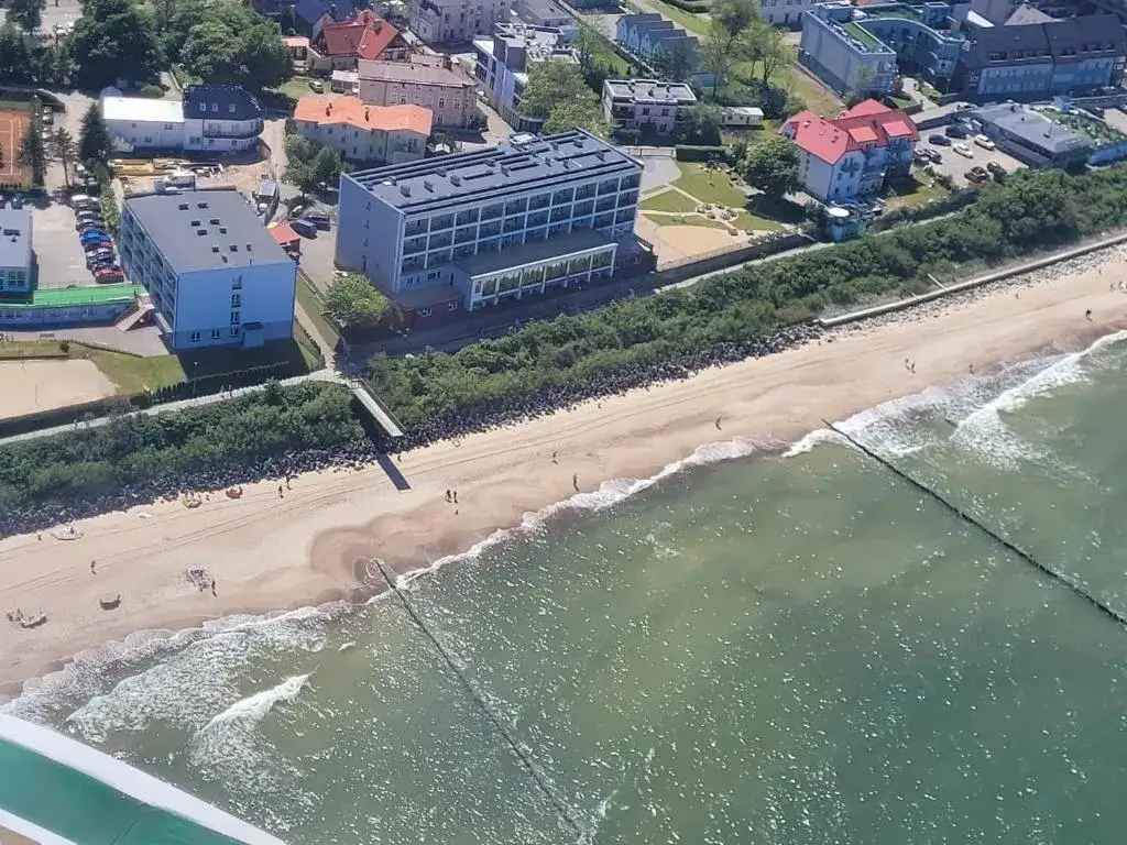Zdjęcie Kameralny hotel nad morzem: Twój spokojny azyl z widokiem na Bałtyk