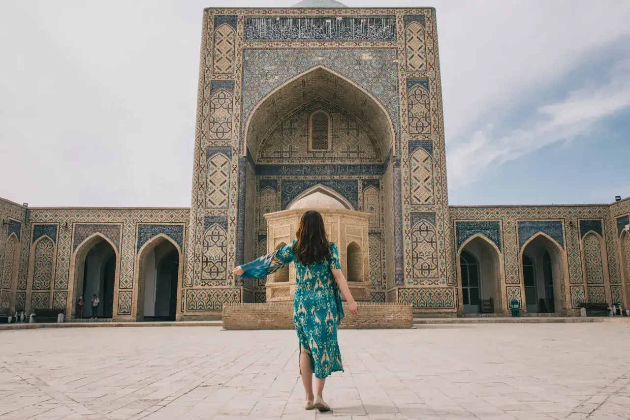 Zdjęcie Czy Uzbekistan jest bezpieczny? Fakty, zagrożenia i porady dla podróżujących