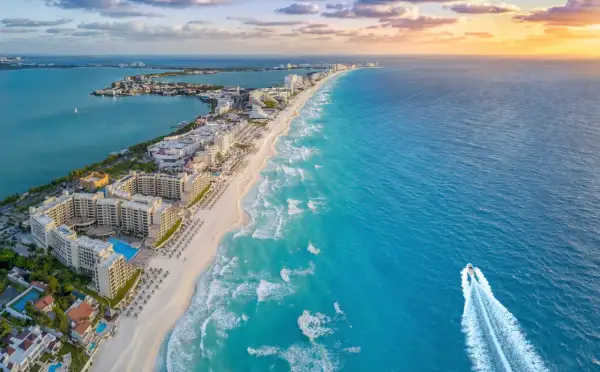 Kiedy jechać do Cancun, aby uniknąć deszczu i cieszyć się słońcem