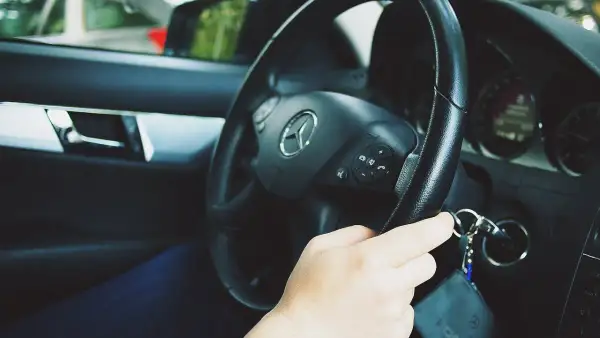 Jak przewieźć auto z Niemiec: najtańsze i najbezpieczniejsze metody
