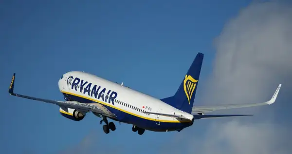 Co można przewieźć w bagażu podręcznym Ryanair - uniknij nieprzyjemności